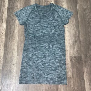 Lululemon Swiftly Tech short sleeve